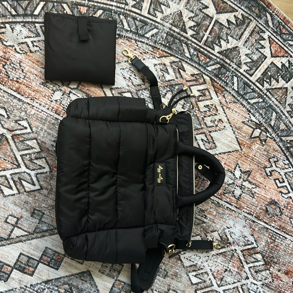 Itzy Ritzy Dream Convertible™ Diaper Bag